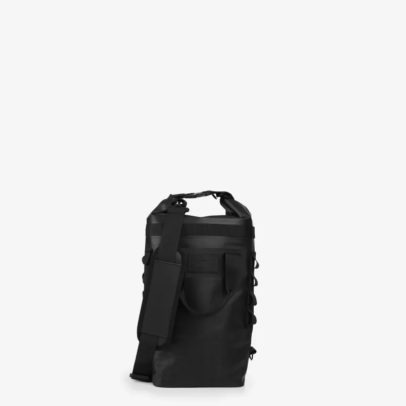 So iLL On The Roam Dirt Bag Mini black 12l
