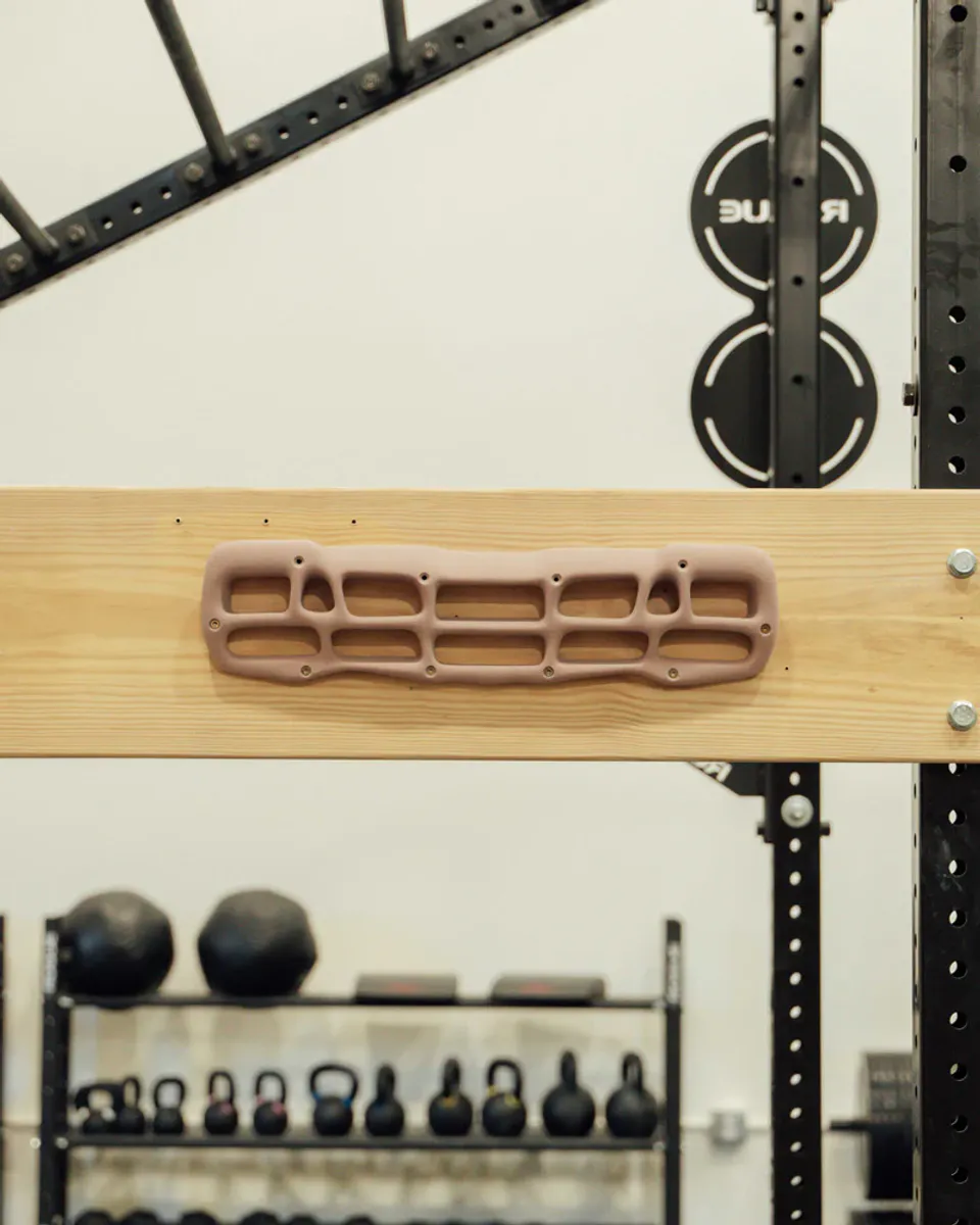 So iLL Rise Hangboard